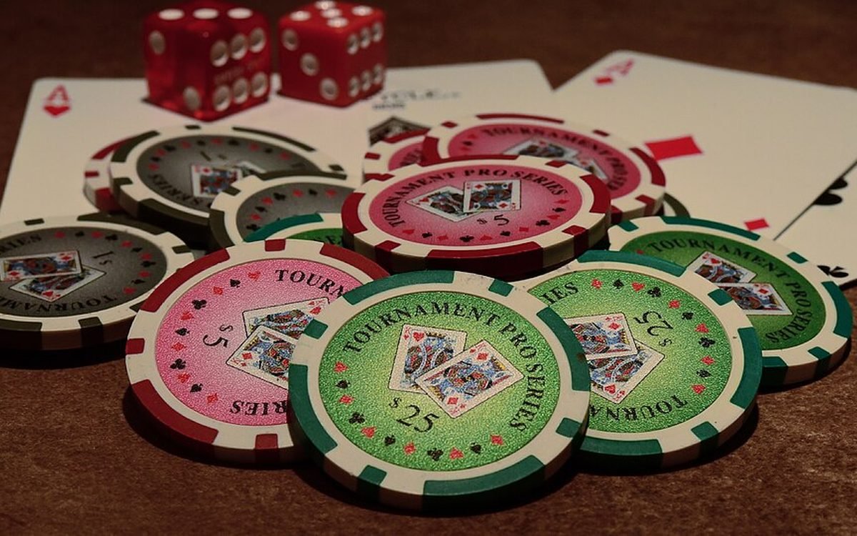 Tournoi de poker : structure, niveaux de blindes et répartition des gains
